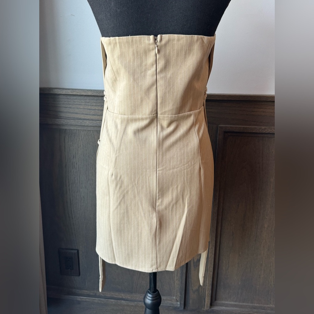 PrettyLittleThing taupe pinstripe Bardot corset bodycon dress NWT 12 - Picture 5 of 7